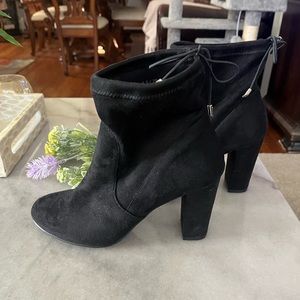 🌸Chinese Laundry sz 8.5